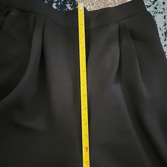 St. John Basics Women’s 10 Santana Knit Pull-On Pleated Front Pants  Hight Waist - Picture 9 of 10